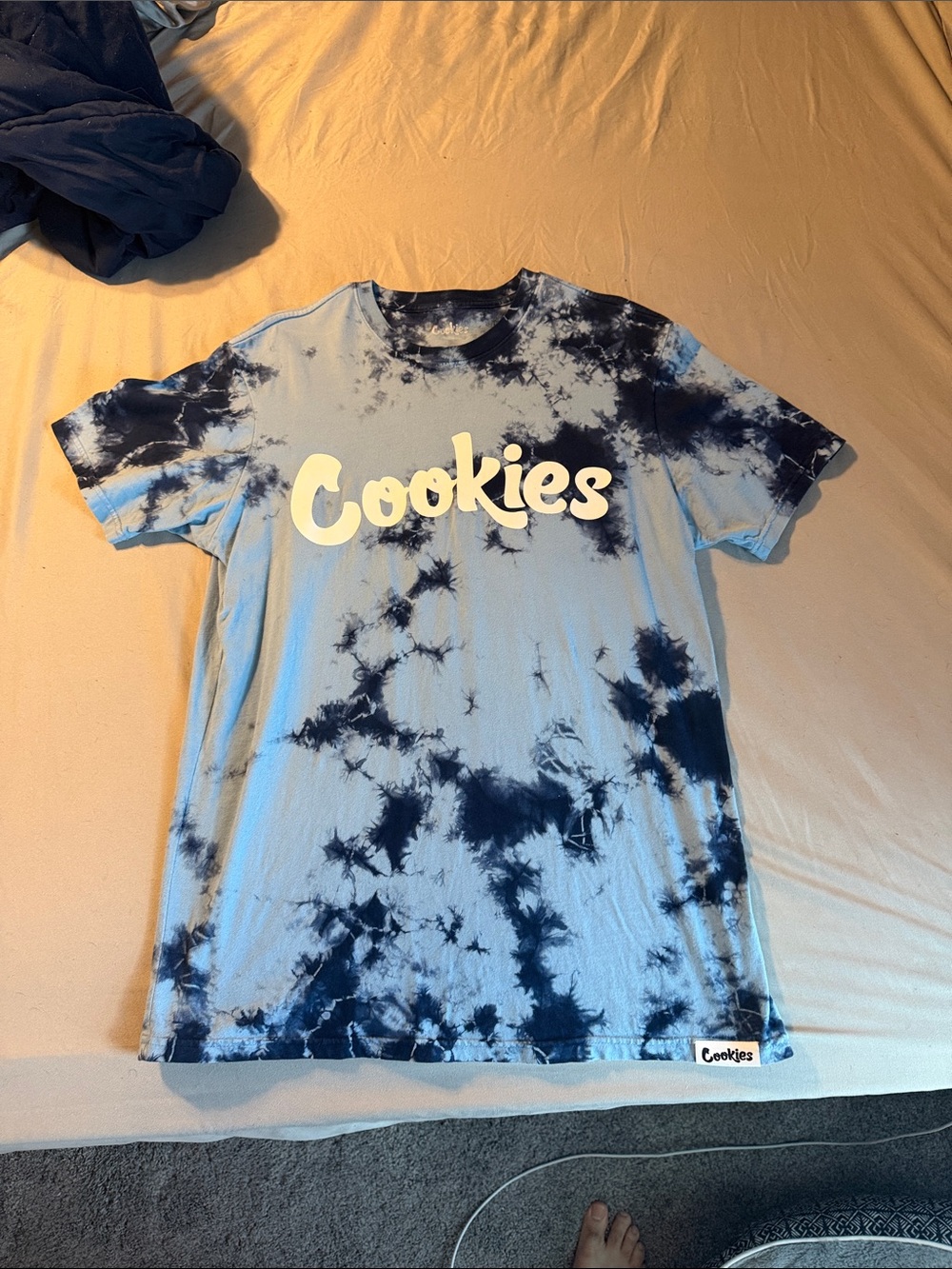 Cookies Tie-Dye Short Sleeve Tee in Light Blue & Navy